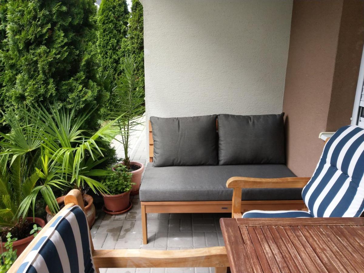 Bamboo Wellness Apartment Siofok Exterior photo