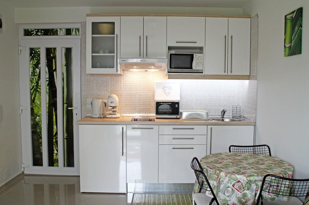 Bamboo Wellness Apartment Siofok Exterior photo