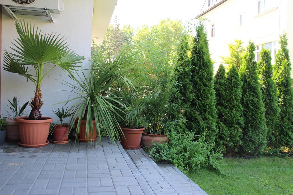 Bamboo Wellness Apartment Siofok Exterior photo